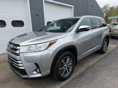 Used 2017 Toyota Highlander XLE