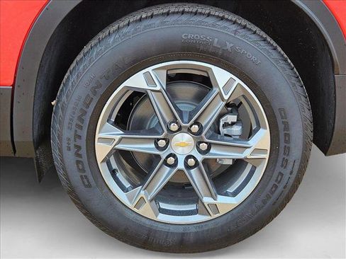 New 2025 Chevrolet Blazer LT w/ Driver Confidence Package image 10