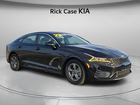 Used 2023 Kia K5 LXS image 9