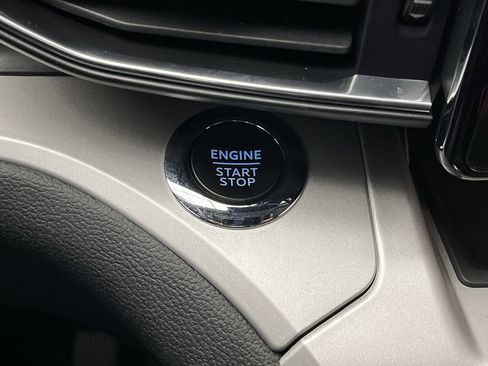 Used 2023 Ford Explorer XLT w/ Equipment Group 202A image 24