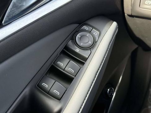 Used 2023 Buick Enclave Essence w/ Experience Buick Package AWD/4WD image 20