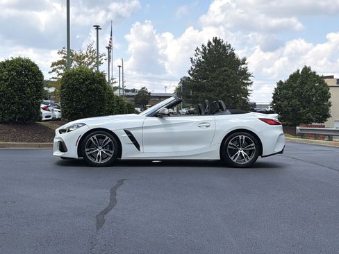 Used 2022 BMW Z4 M40i RWD image 12