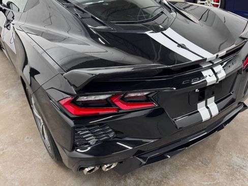 Used 2020 Chevrolet Corvette Stingray Coupe w/ Z51 Performance Package RWD image 16