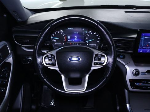 Used 2021 Ford Explorer XLT w/ Equipment Group 202A image 18