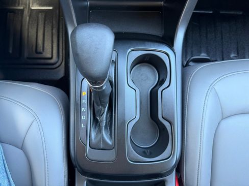Used 2022 Chevrolet Colorado W/T w/ WT Convenience Package RWD image 19