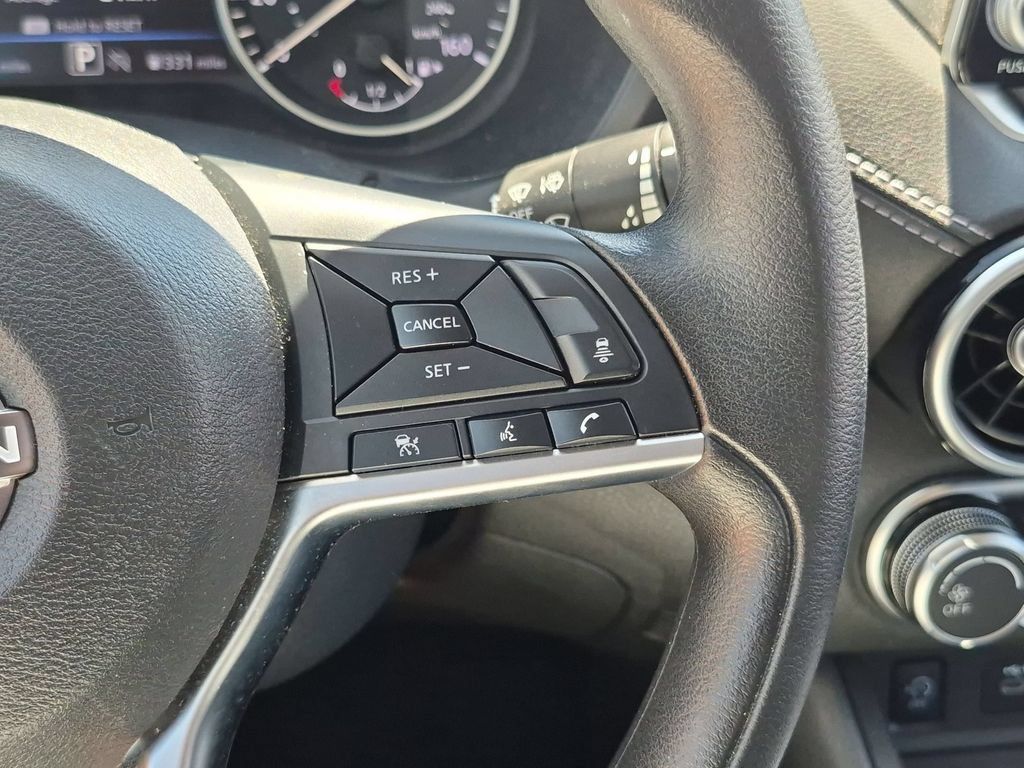 Used 2025 Nissan Sentra SV FWD image 22
