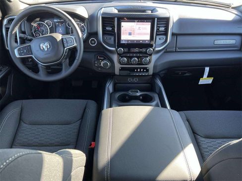 New 2026 RAM 1500 4x4 Crew Cab image 7