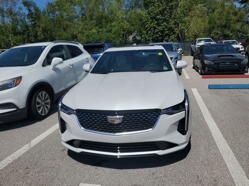 Used 2023 Cadillac CT4 Luxury w/ Sun And Sound Package RWD image 2