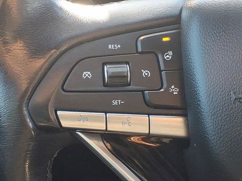 Certified 2021 Cadillac XT6 Premium Luxury image 18