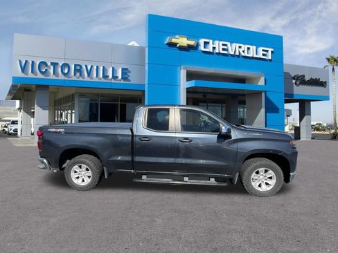 Used 2020 Chevrolet Silverado 1500 LT w/ Trailering Package AWD/4WD image 4