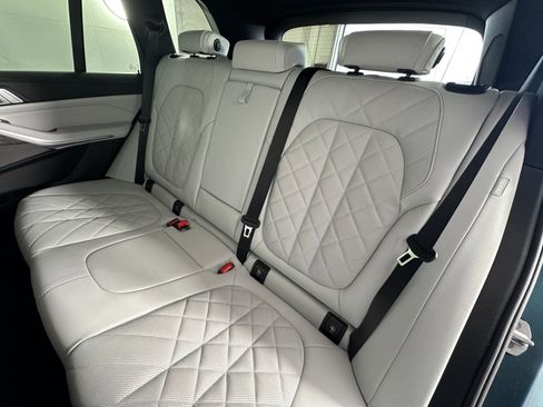 Used 2026 BMW X5 sDrive40i RWD image 29