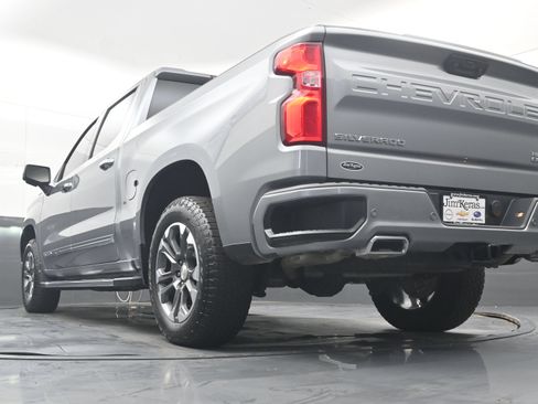 Used 2025 Chevrolet Silverado 1500 High Country AWD/4WD image 27