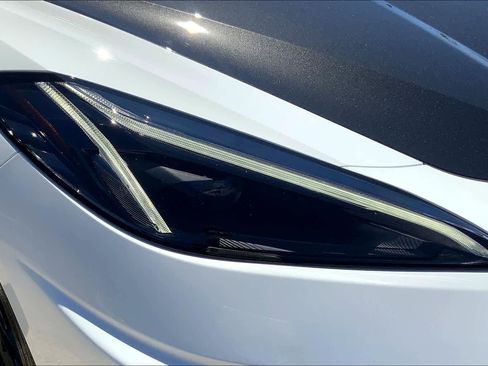 Used 2025 Chevrolet Corvette Stingray Coupe w/ 1LT image 25