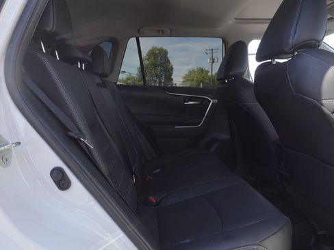 Used 2023 Toyota RAV4 XLE Premium FWD image 14