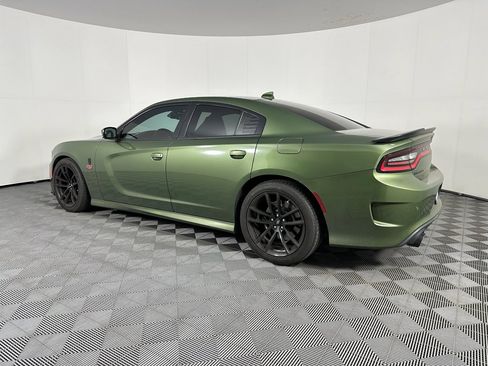 Used 2022 Dodge Charger Scat Pack w/ Dynamics Package image 8