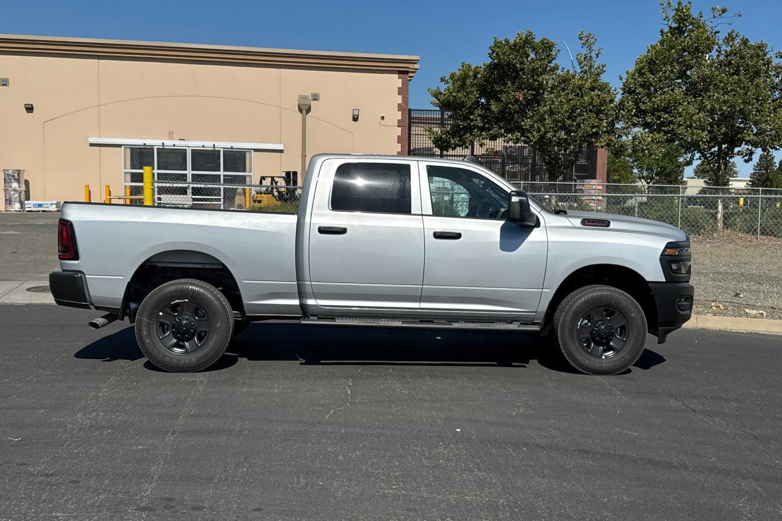 New 2026 RAM 3500 Tradesman AWD/4WD image 2