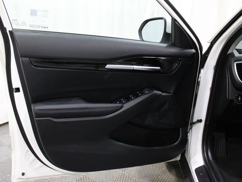 Used 2023 Kia Seltos S w/ Navigation Package image 5