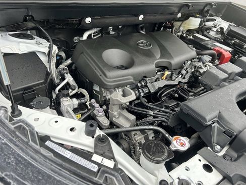 Certified 2024 Toyota RAV4 XLE w/ Convenience Package image 25
