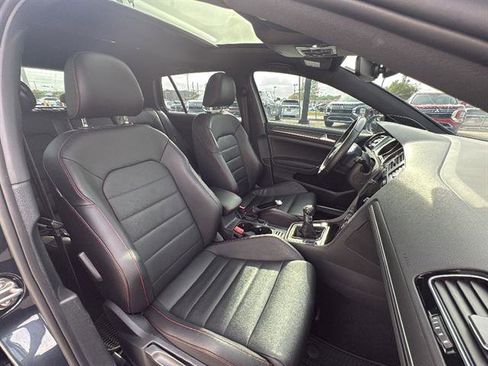 Used 2018 Volkswagen GTI Autobahn image 9