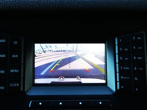 Used 2017 Ford Expedition XLT image 18