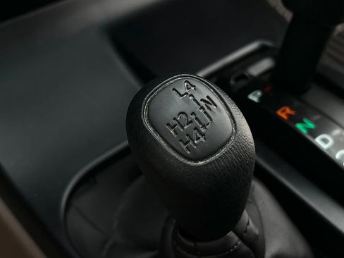 Used 2000 Toyota 4Runner SR5 image 19