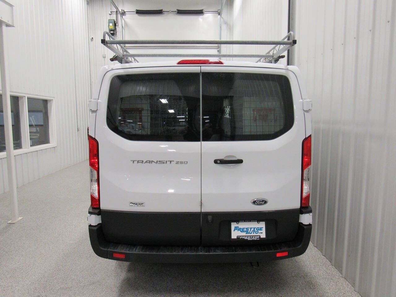 Used 2019 Ford Transit 250 130 Low Roof w/ Exterior Upgrade Package RWD image 12