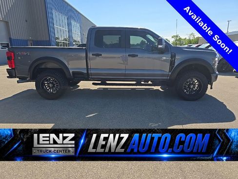 Used 2024 Ford F250 XL w/ STX Appearance Package AWD/4WD image 1
