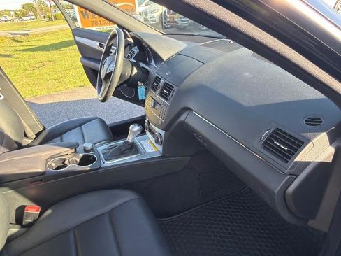 Used 2009 Mercedes-Benz C 300 4MATIC Sedan image 26