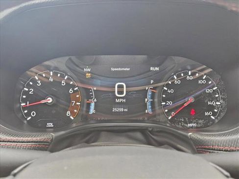 Used 2025 Jeep Compass Trailhawk AWD/4WD image 11