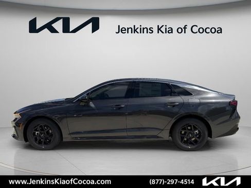 New 2026 Kia K5 LXS FWD image 9