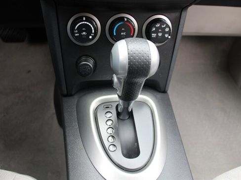 Used 2011 Nissan Rogue SV image 9