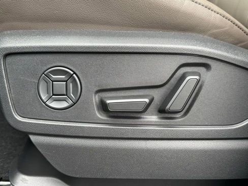 New 2025 Audi Q5 Premium Plus image 15