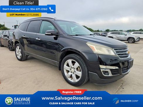 Used 2016 Chevrolet Traverse LT w/ Style and Technology Package FWD image 5