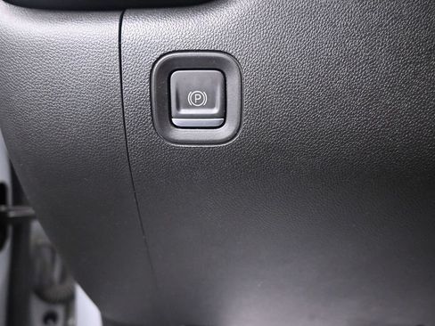 Used 2021 Chevrolet Silverado 1500 LT Trail Boss w/ Bed Protection Package AWD/4WD image 22