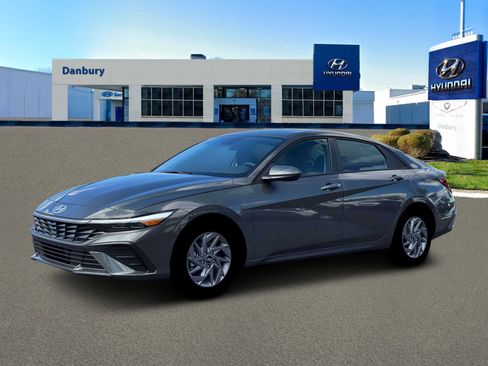 New 2026 Hyundai Elantra Blue image 2