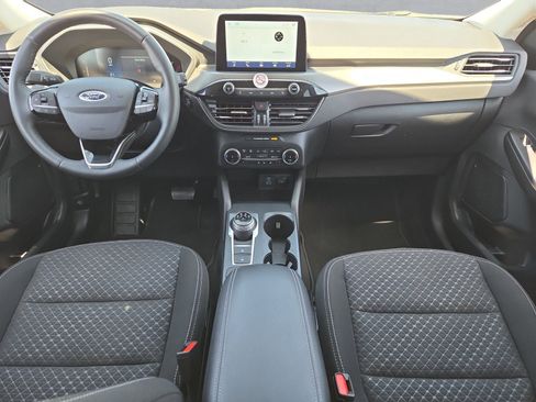 Used 2023 Ford Escape Active AWD/4WD image 9