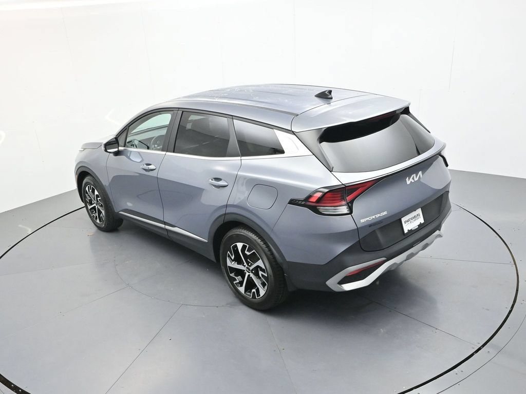 Used 2023 Kia Sportage EX FWD image 21
