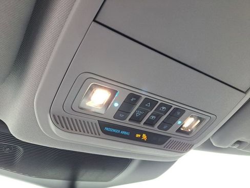 Certified 2022 Ford Explorer XLT w/ Equipment Group 202A image 23