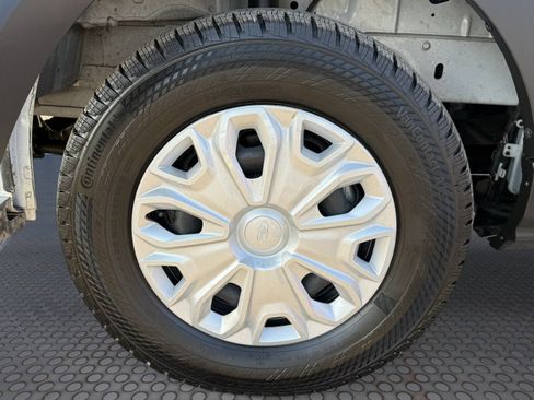 Used 2025 Ford Transit 250 Low Roof w/ Exterior Upgrade Package RWD image 10