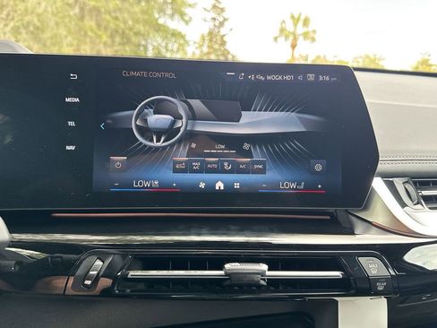 New 2026 BMW X1 xDrive28i w/ Technology Package image 23