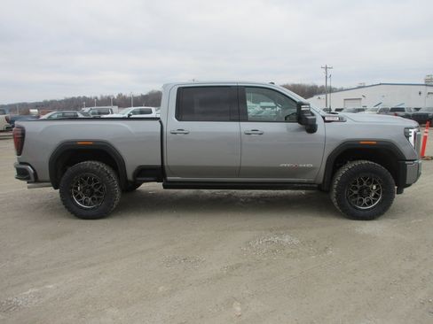 New 2026 GMC Sierra 2500 AT4 w/ AT4 Premium Plus Package image 3