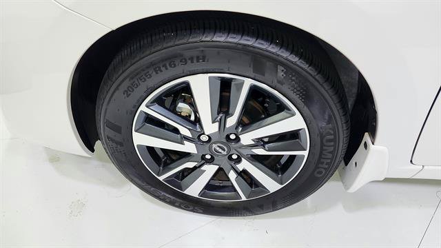 Certified 2025 Nissan Versa SV w/ Trunk Package FWD image 29