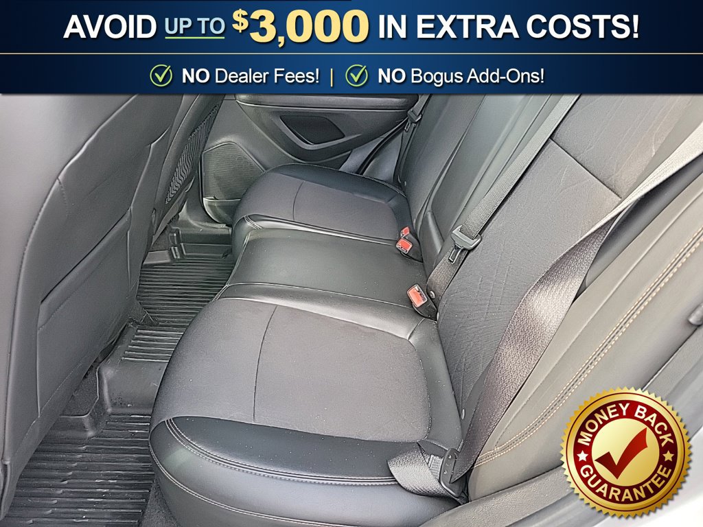 Used 2019 Chevrolet Trax LT w/ LT Convenience Package AWD/4WD image 19
