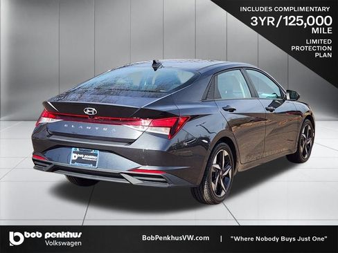 Used 2023 Hyundai Elantra SEL w/ Convenience Package image 24