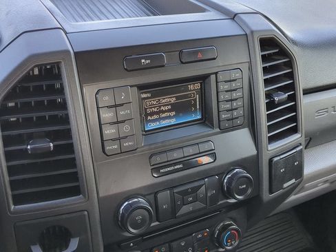 Used 2018 Ford F250 XL w/ Power Equipment Group RWD image 16