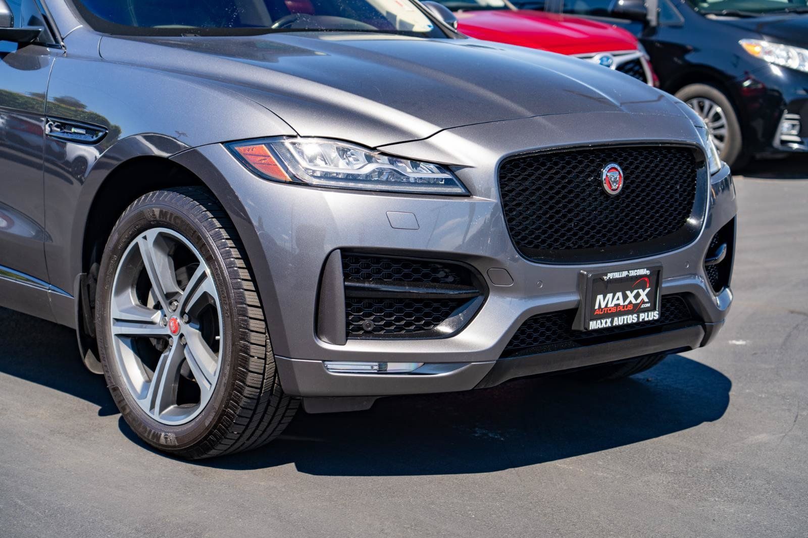 Used 2018 Jaguar F-PACE R-Sport AWD/4WD image 7