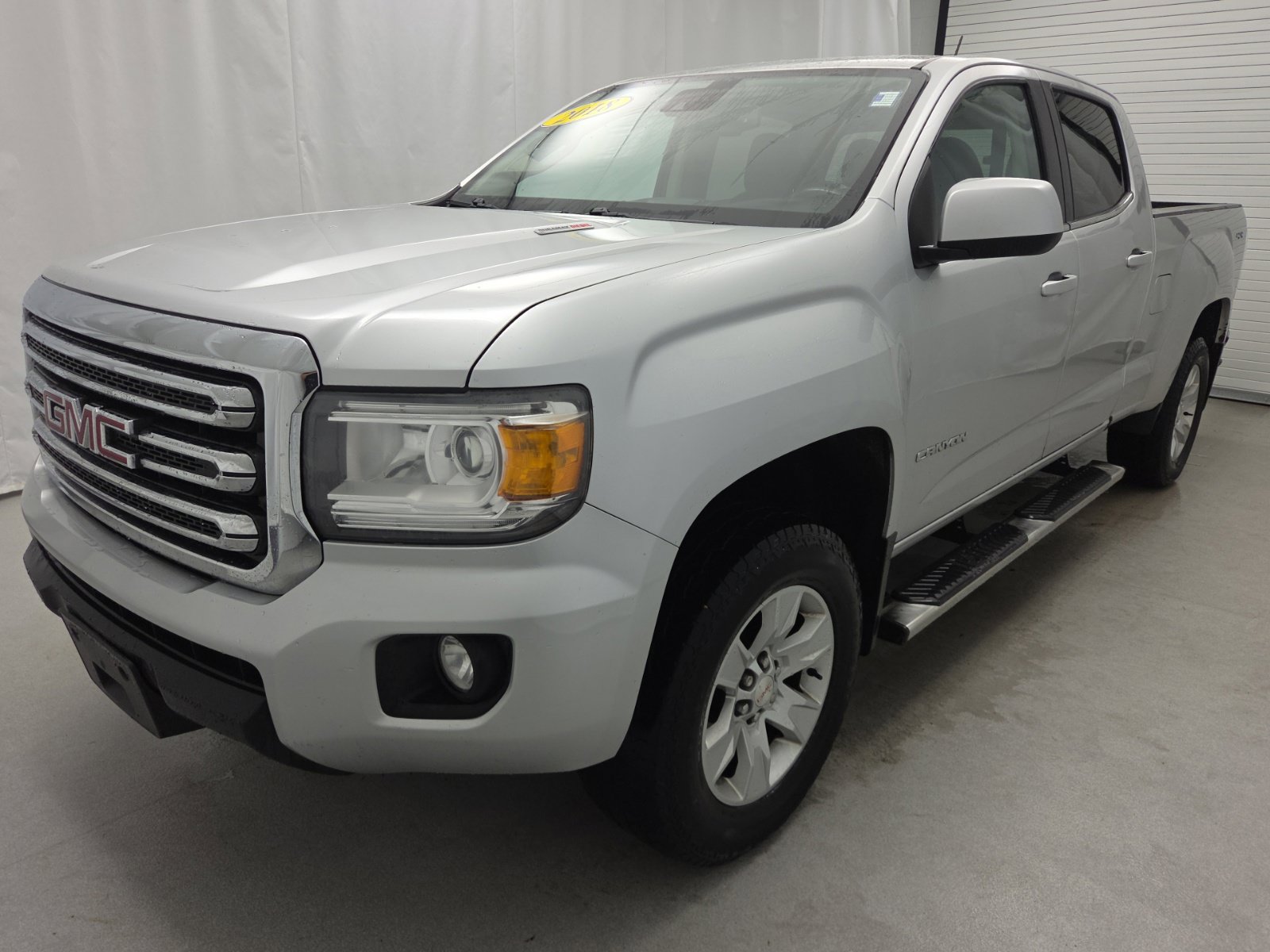 Used 2018 GMC Canyon SLE w/ SLE Convenience Package AWD/4WD image 3