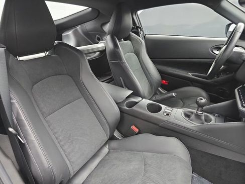 Used 2024 Nissan Z Performance w/ Floor Mat Package image 48