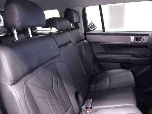 Used 2025 Hyundai Santa Fe SEL image 19