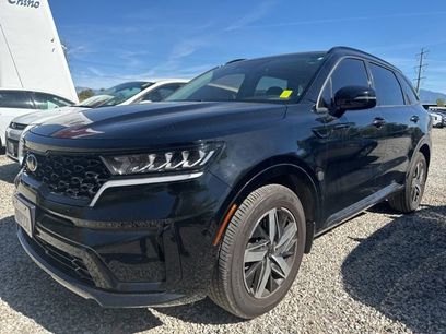 Used 2021 Kia Sorento S w/ Panoramic Sunroof Package